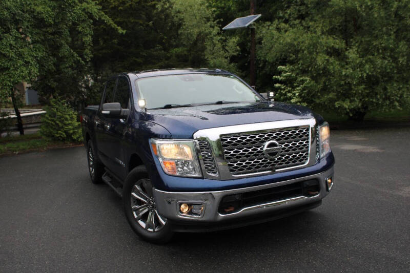 2018 Nissan Titan SV 4×4 SV 4dr Crew Cab