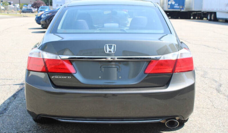 
								2015 Honda Accord LX 4dr Sedan full									