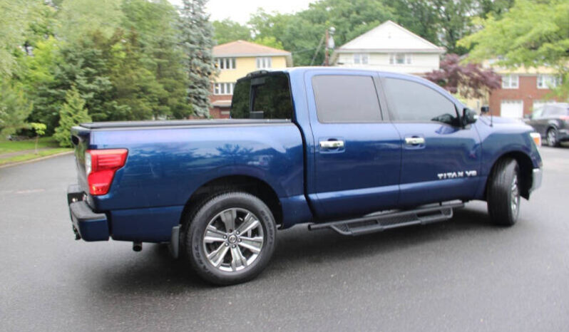 
								2018 Nissan Titan SV 4×4 SV 4dr Crew Cab full									