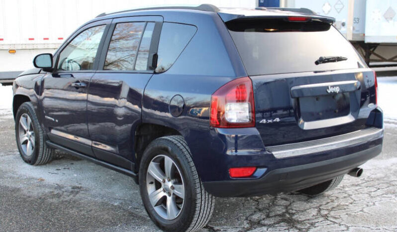 
								2016 Jeep Compass Latitude4×4 Latitude 4dr SUV full									