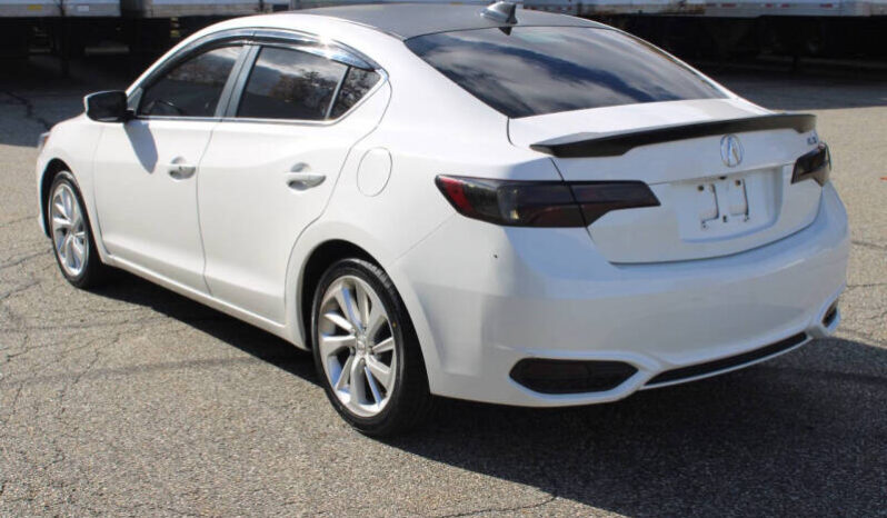 
								2017 Acura ILX 4dr Sedan full									