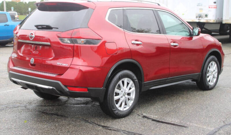 
								2018 Nissan Rogue SV AWD SV 4dr Crossover full									