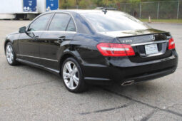 
										2012 Mercedes-Benz E-Class E 350 Luxury 4MATIC 4dr Sedan full									