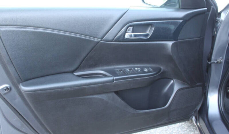 
								2013 Honda Accord Sport 4dr Sedan CVT full									