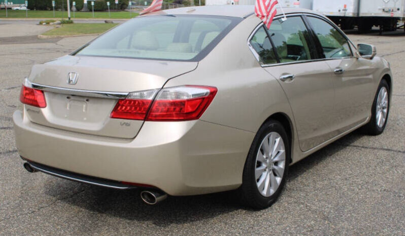 
								2013 Honda Accord EX-L V6 4dr Sedan full									