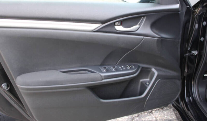 
								2019 Honda Civic LX 4dr Sedan full									