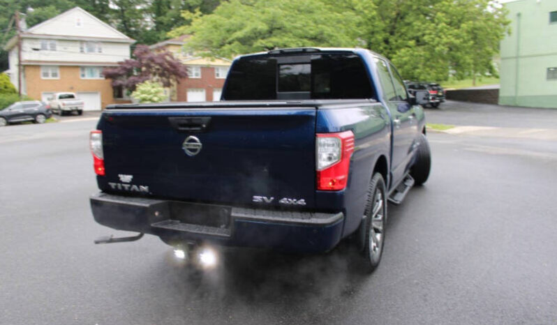 
								2018 Nissan Titan SV 4×4 SV 4dr Crew Cab full									