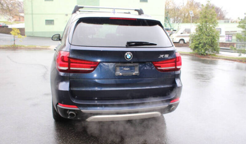 
								2015 BMW X5 xDrive35i AWD 4dr SUV full									