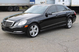 
										2012 Mercedes-Benz E-Class E 350 Luxury 4MATIC 4dr Sedan full									