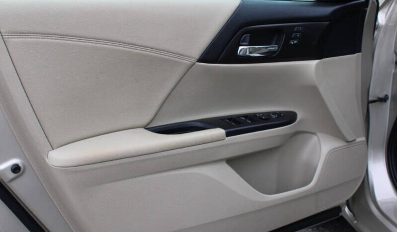 
								2013 Honda Accord EX-L V6 4dr Sedan full									