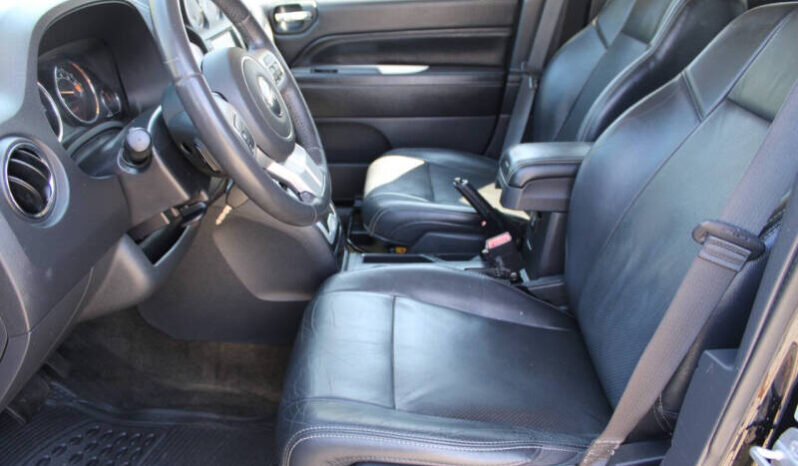 
								2017 Jeep Compass Latitude4×4 Latitude 4dr SUV full									