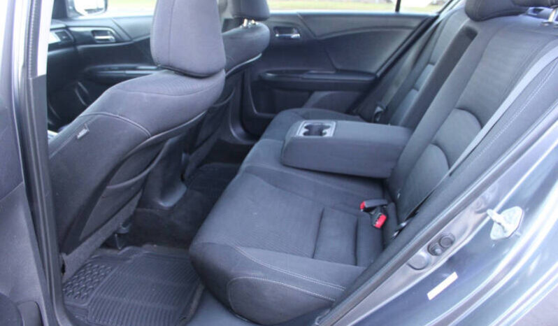 
								2013 Honda Accord Sport 4dr Sedan CVT full									