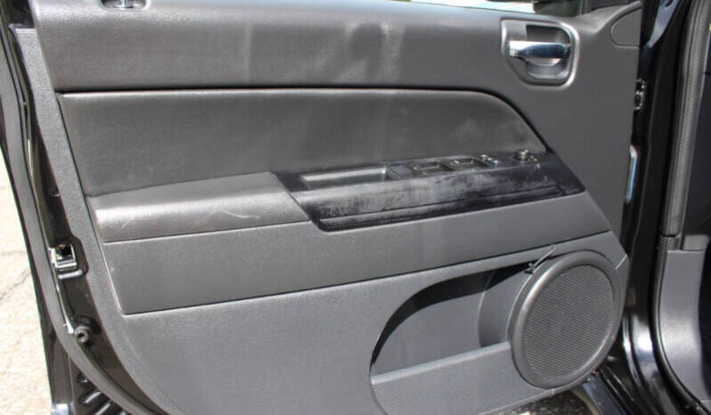 
								2016 Jeep Compass Sport4×4 Sport 4dr SUV full									