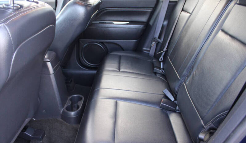 
								2016 Jeep Compass Latitude4×4 Latitude 4dr SUV full									