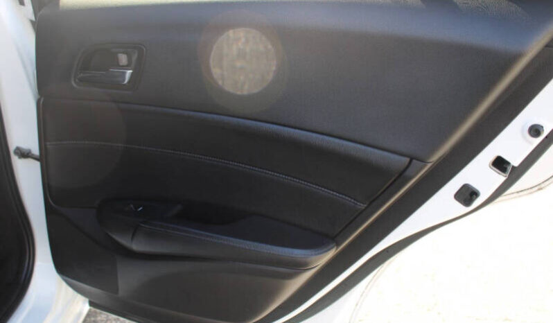 
								2017 Acura ILX 4dr Sedan full									