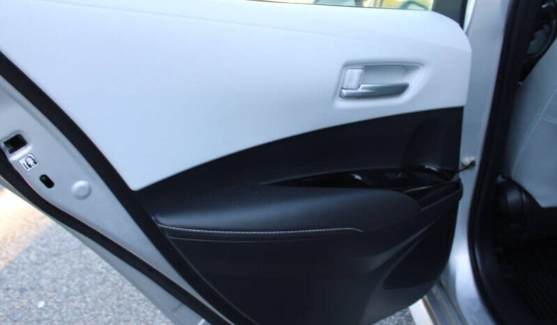 
								2020 Toyota Corolla Hatchback SE 4dr Hatchback full									