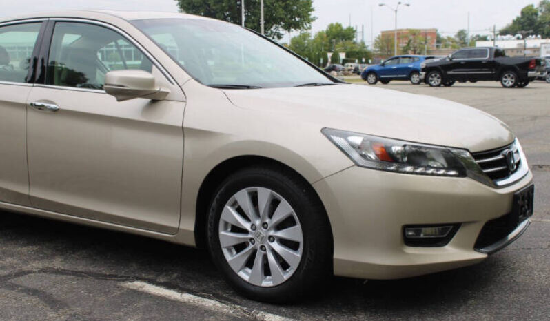 
								2013 Honda Accord EX-L V6 4dr Sedan full									