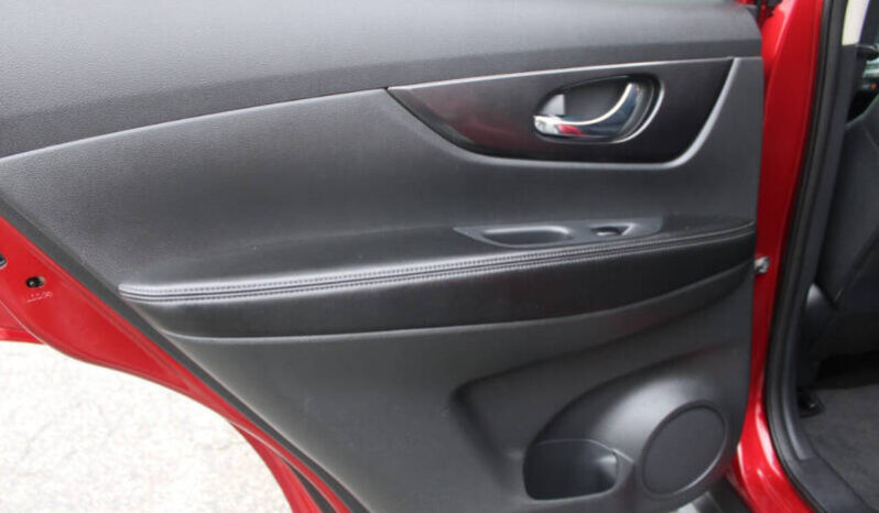 
								2018 Nissan Rogue SV AWD SV 4dr Crossover full									