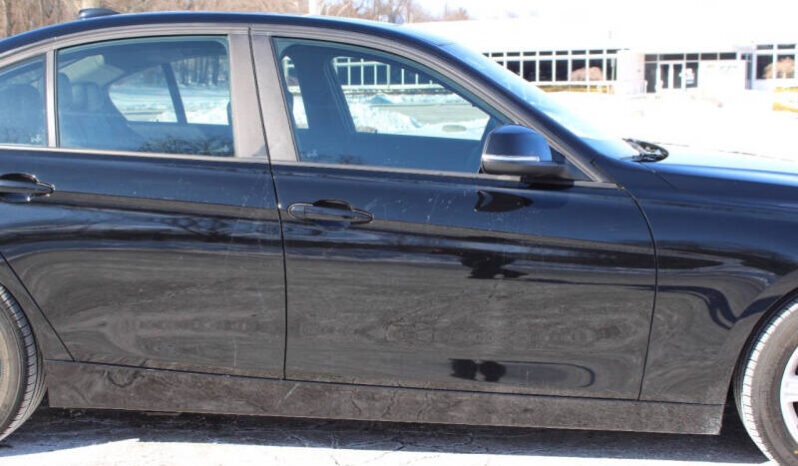 
								2013 BMW 3 Series 328i xDrive 4dr Sedan full									