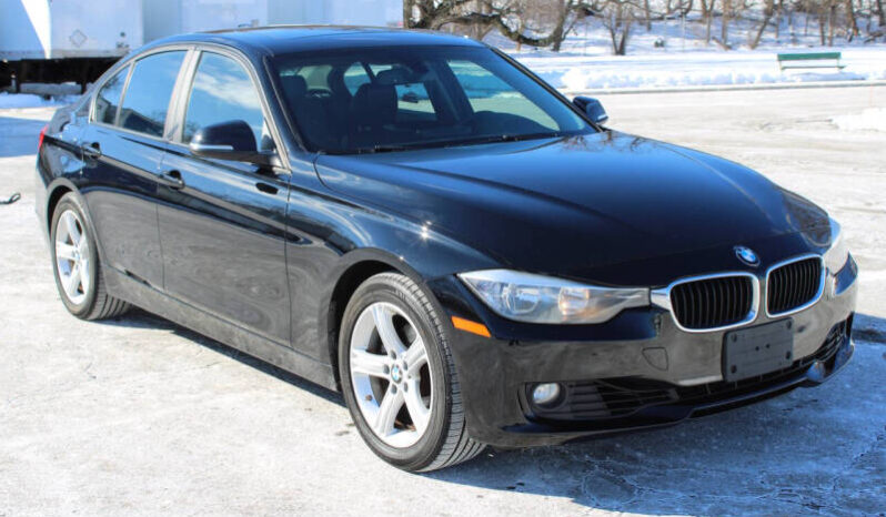 
								2013 BMW 3 Series 328i xDrive 4dr Sedan full									
