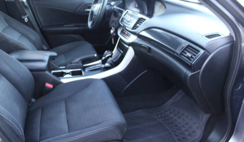 
								2013 Honda Accord Sport 4dr Sedan CVT full									