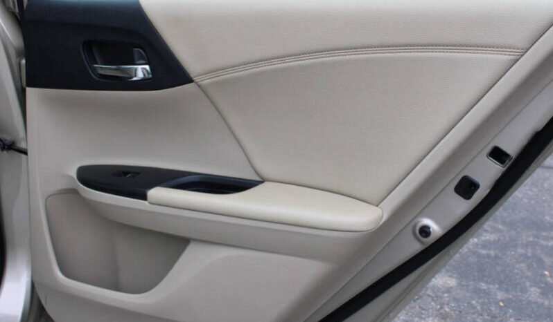 
								2013 Honda Accord EX-L V6 4dr Sedan full									