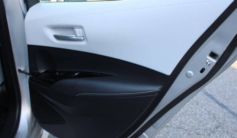 
								2020 Toyota Corolla Hatchback SE 4dr Hatchback full									