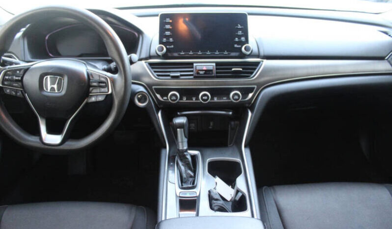 
								2020 Honda Accord LX 4dr Sedan full									