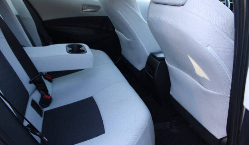 
								2020 Toyota Corolla Hatchback SE 4dr Hatchback full									