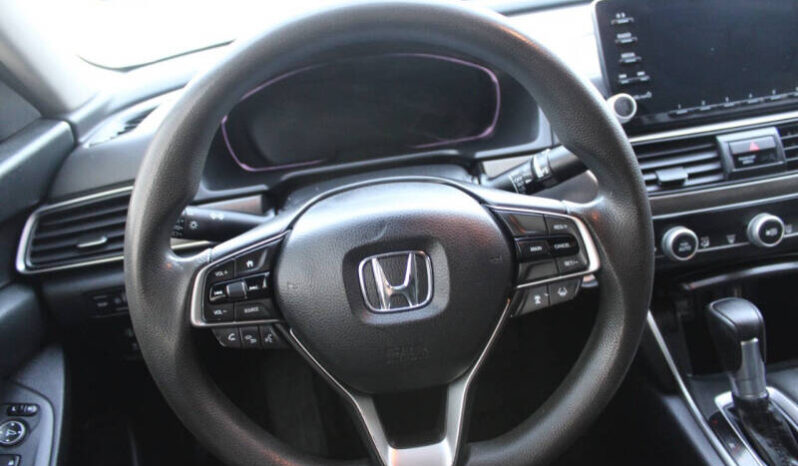 
								2020 Honda Accord LX 4dr Sedan full									