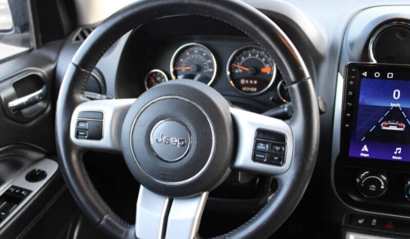 
								2016 Jeep Compass Latitude4×4 Latitude 4dr SUV full									