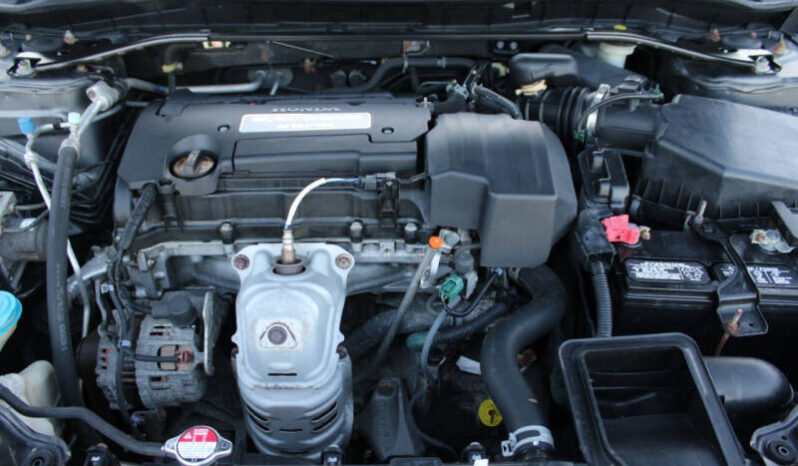 
								2013 Honda Accord Sport 4dr Sedan CVT full									