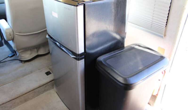 
								2000 Volkswagen EuroVan 2dr Commercial/Cutaway/Chassis full									