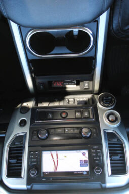 
										2017 Nissan Titan SV 4×4 SV 4dr Crew Cab full									