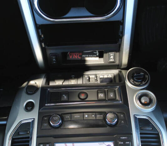 
								2017 Nissan Titan SV 4×4 SV 4dr Crew Cab full									