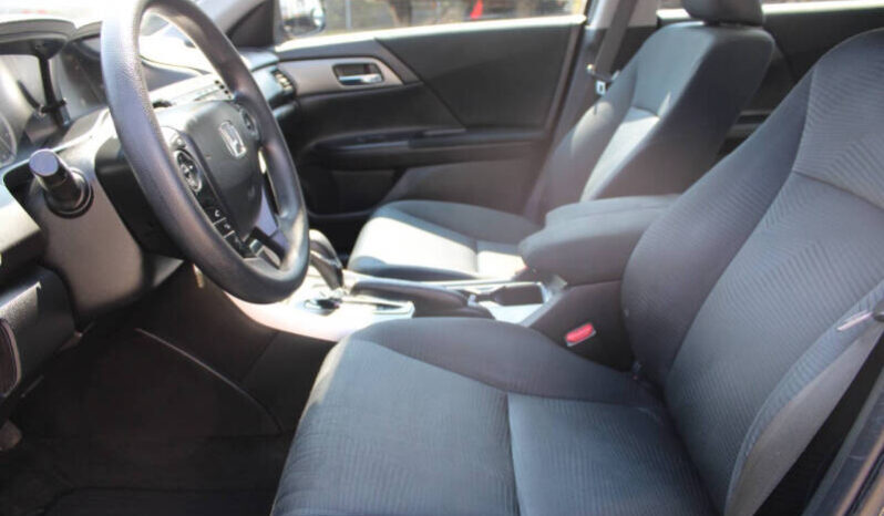 
								2015 Honda Accord LX 4dr Sedan full									