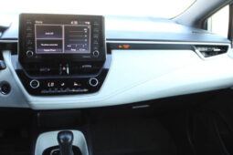 
										2020 Toyota Corolla Hatchback SE 4dr Hatchback full									