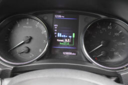 
										2018 Nissan Rogue SV AWD SV 4dr Crossover full									