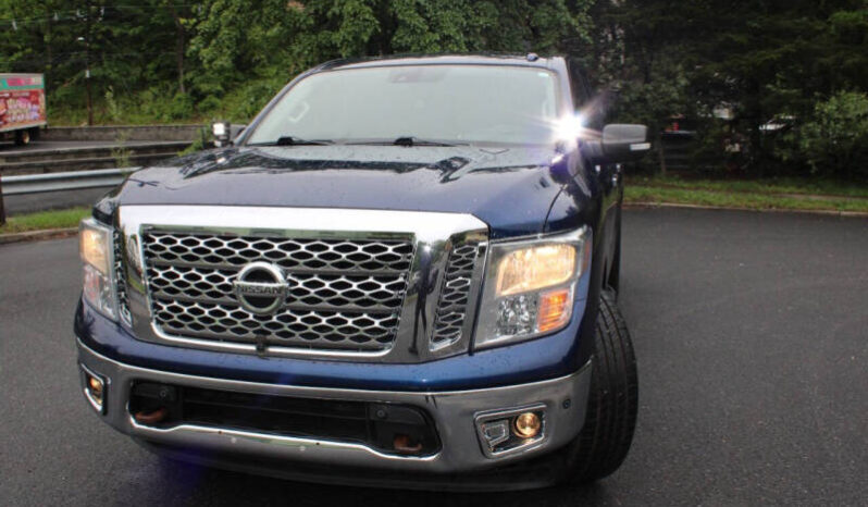 
								2018 Nissan Titan SV 4×4 SV 4dr Crew Cab full									