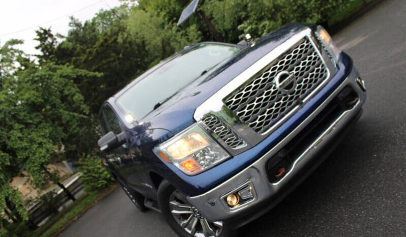 
								2018 Nissan Titan SV 4×4 SV 4dr Crew Cab full									