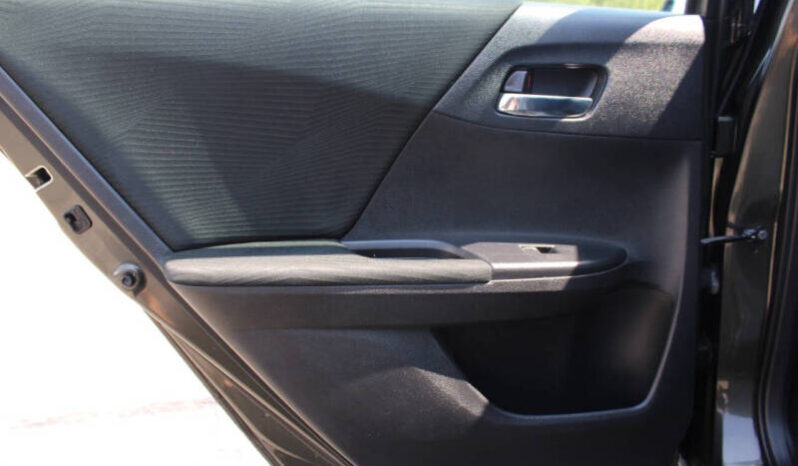 
								2015 Honda Accord LX 4dr Sedan full									