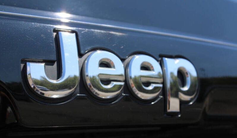 
								2017 Jeep Compass Latitude4×4 Latitude 4dr SUV full									