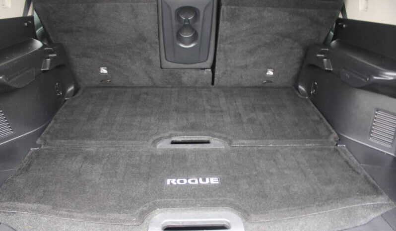 
								2018 Nissan Rogue SV AWD SV 4dr Crossover full									