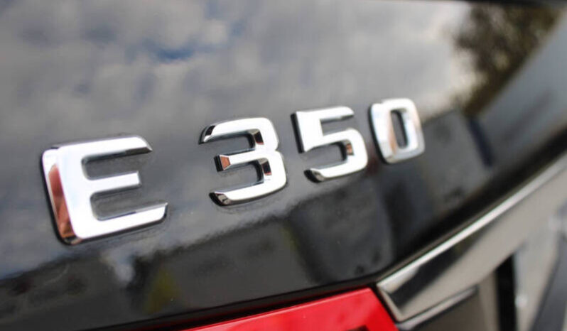 
								2012 Mercedes-Benz E-Class E 350 Luxury 4MATIC 4dr Sedan full									