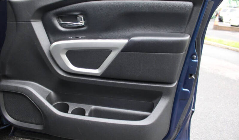 
								2018 Nissan Titan SV 4×4 SV 4dr Crew Cab full									