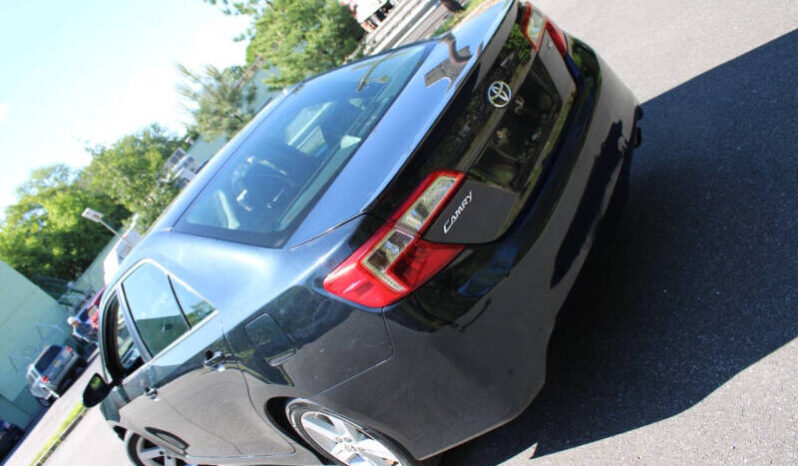 
								2014 Toyota Camry SE 4dr Sedan full									