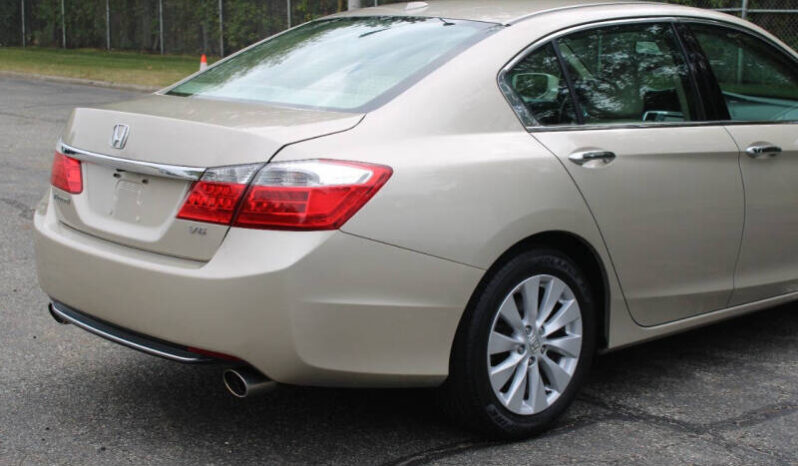 
								2013 Honda Accord EX-L V6 4dr Sedan full									