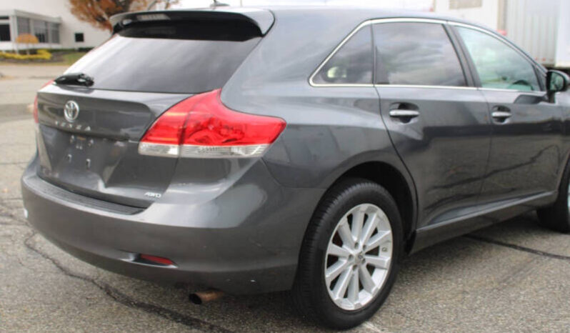 
								2011 Toyota Venza AWD 4dr Crossover full									