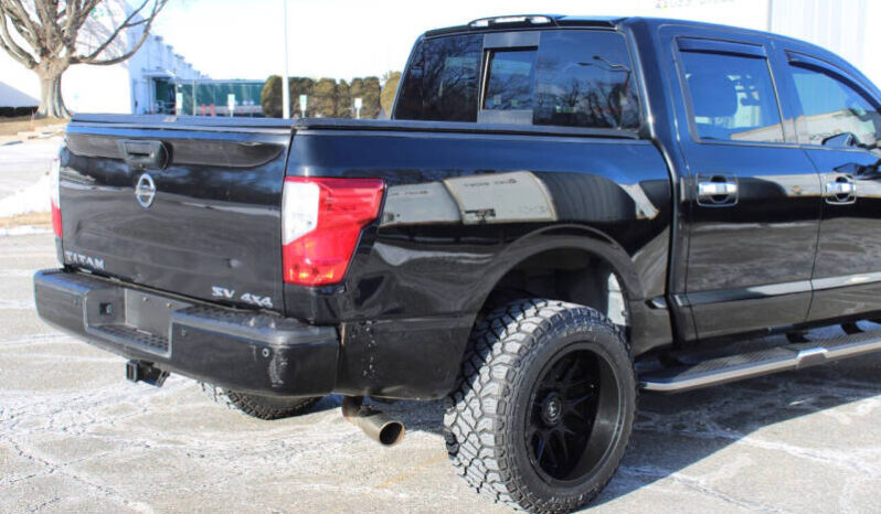 
								2017 Nissan Titan SV 4×4 SV 4dr Crew Cab full									