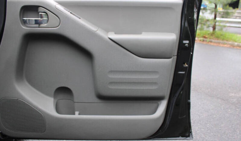 
								2016 Nissan Frontier SV 4×4 SV 4dr Crew Cab 6.1 ft. SB Pickup 5A full									